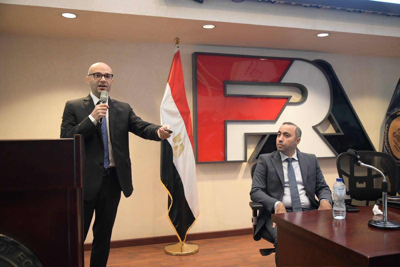 fcaeff3b25.jpg