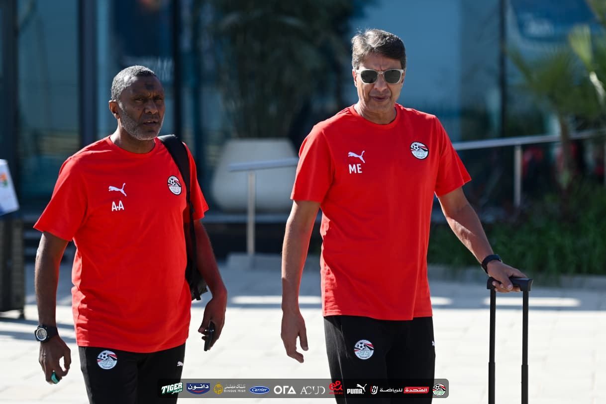May be an image of football, soccer and text that says 'AA ME TIGER دانون Carrier OrAACy> ΟΓΔ ACUD PUMA S درياضة المتحدة 本 ศว'