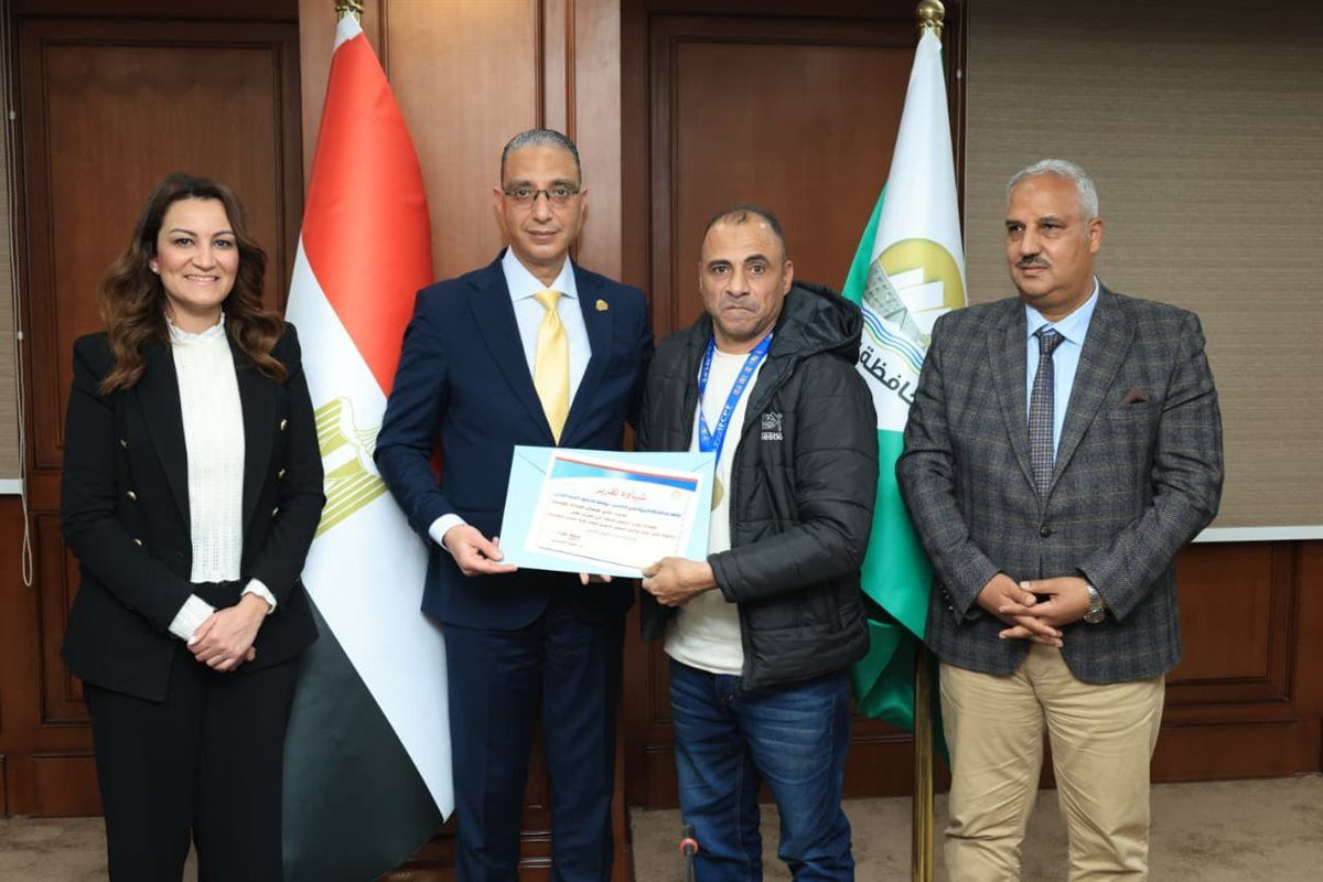 محافظ الجيزة يكرّم «فرسان الإرادة» بأوسيم بعد التتويج بكأس السوبر في كرة القدم السباعية