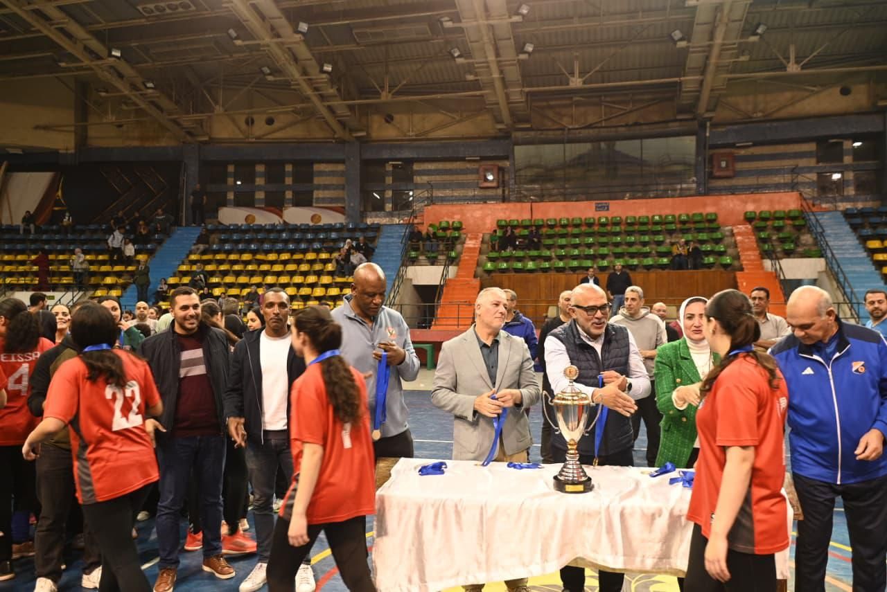 ecc460bf-641b-47e4-a3ef-61b9644d84af