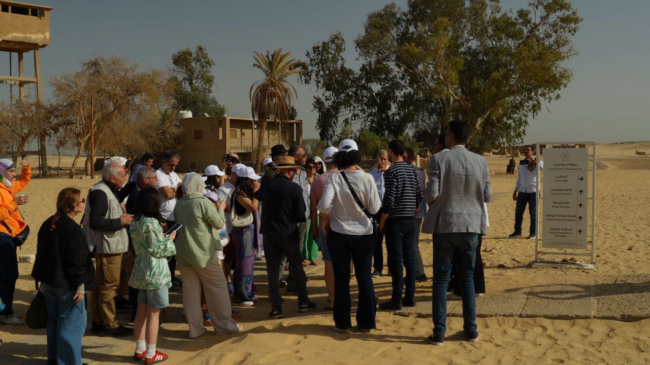 جولات ميدانية لفناني ملتقى جبل الطير جولات ميدانية لفناني ملتقى جبل الطير