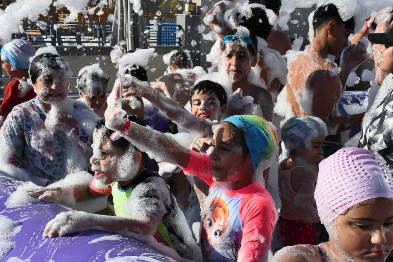 فرحة الاطفال احتفالا بشم النسيم فرحة الاطفال احتفالا بشم النسيم