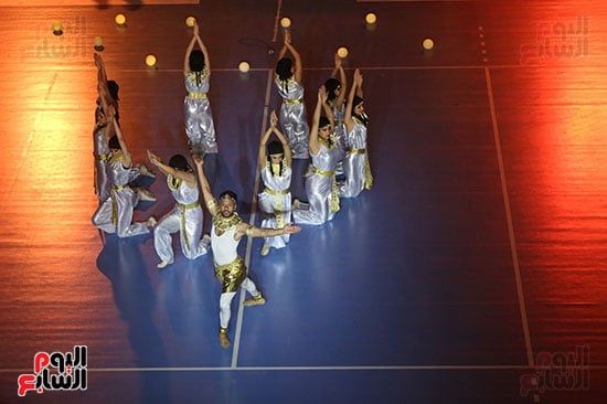 استعراض الفتيات في حفل افتتاح بطولة أفريقيا لطائرة السيدات استعراض الفتيات في حفل افتتاح بطولة أفريقيا لطائرة السيدات