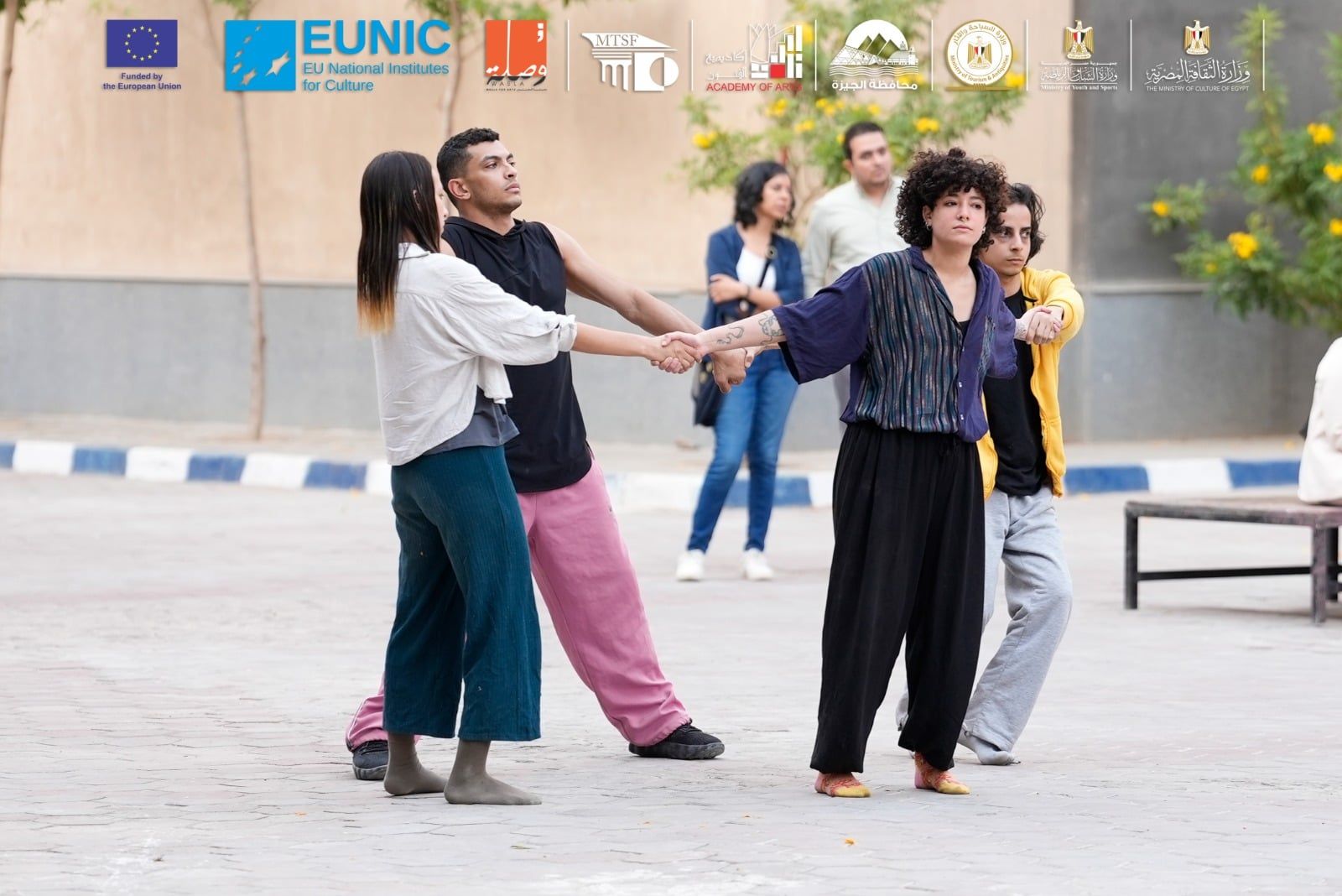 نتاج ورشة الرقص المعاصر نتاج ورشة الرقص المعاصر