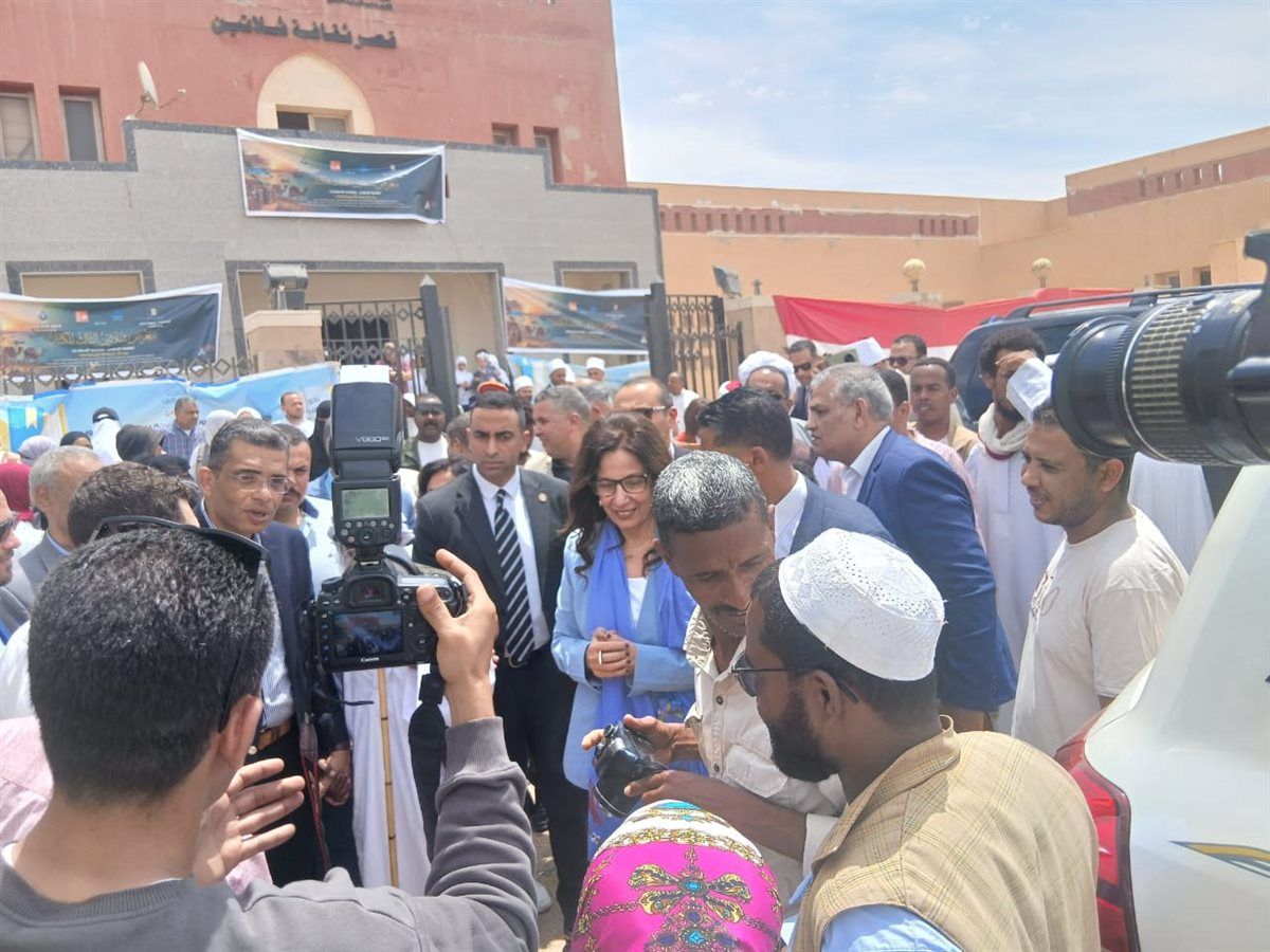 وزيرة الثقافة