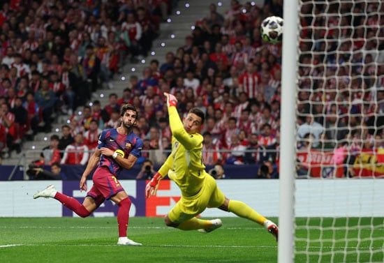 مباراة برشلونة وأتليتكو مدريد مباراة برشلونة وأتليتكو مدريد