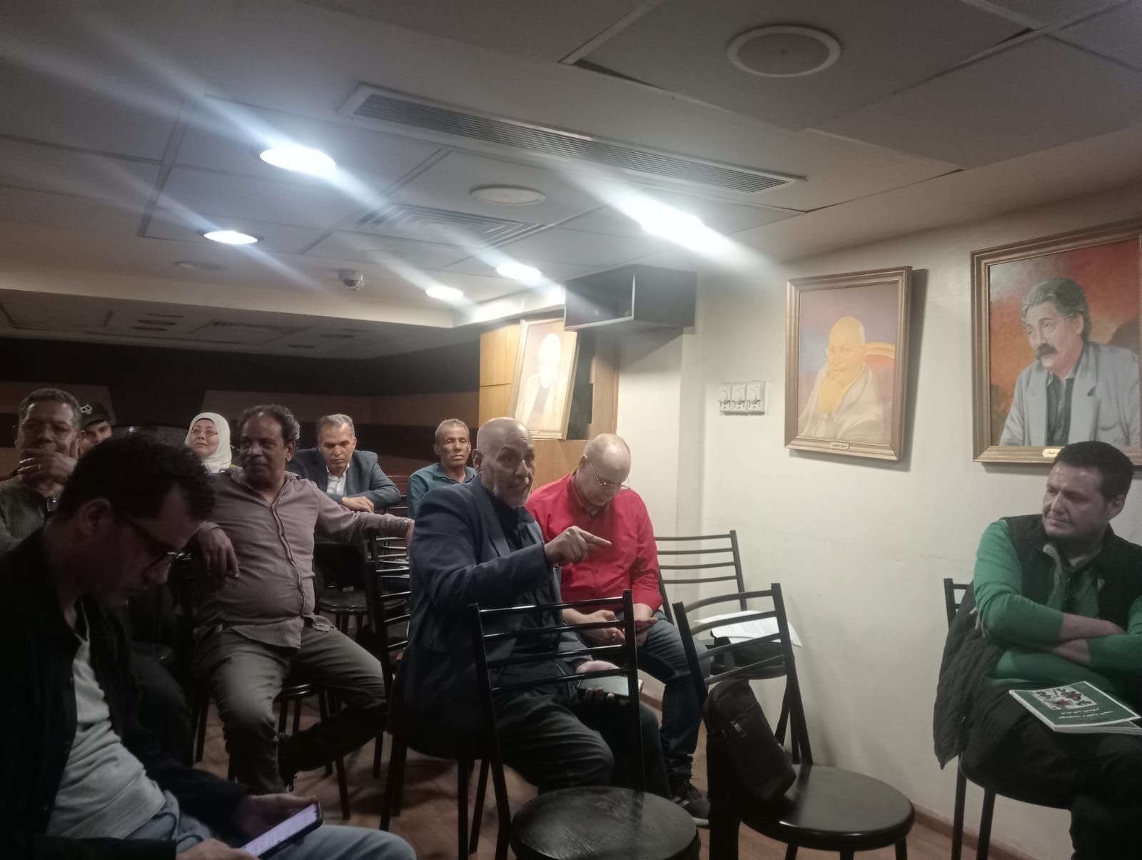 جانب من الحضور جانب من الحصور