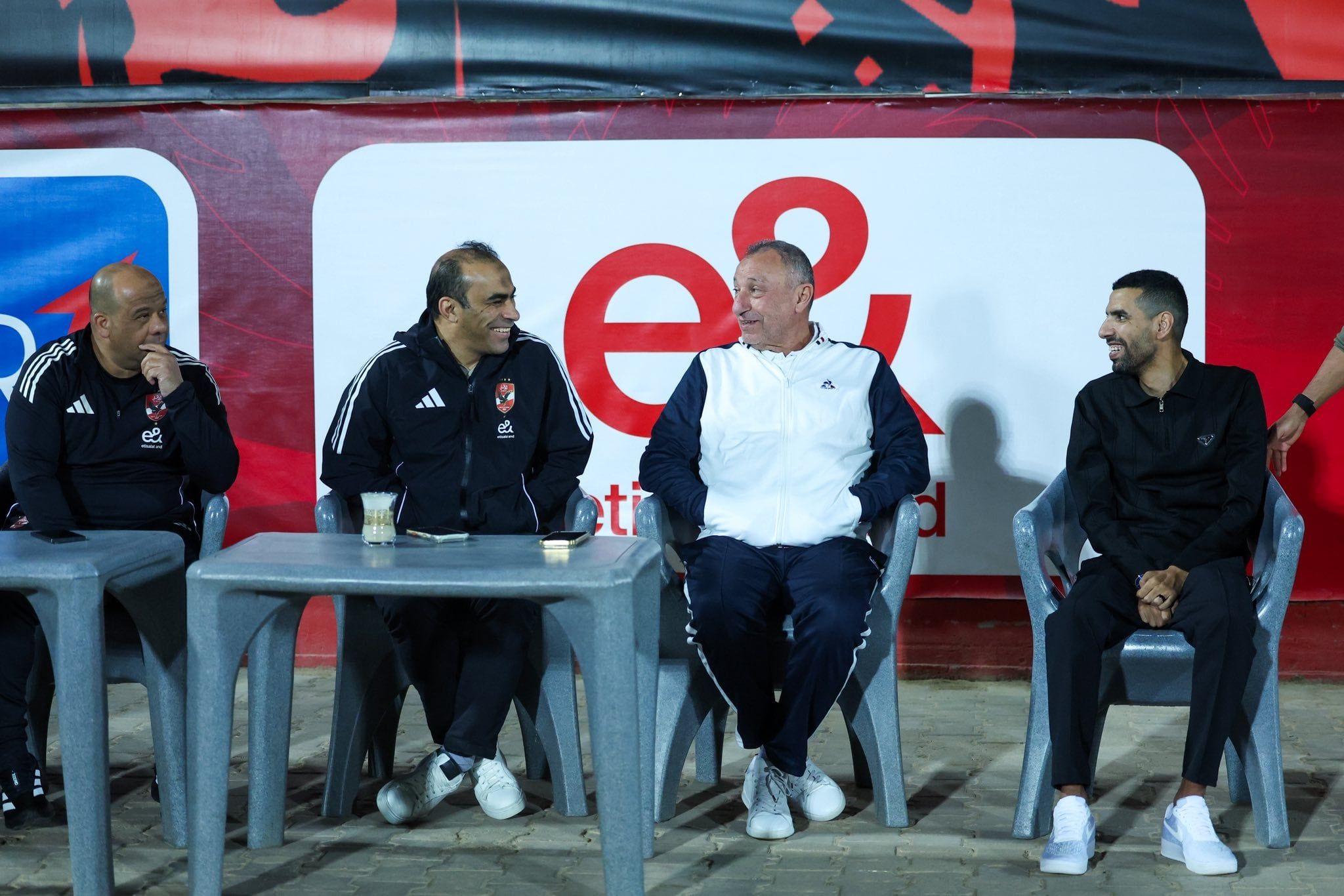 الخطيب مع مؤمن وعبد الحفيظ وصلاح الدين