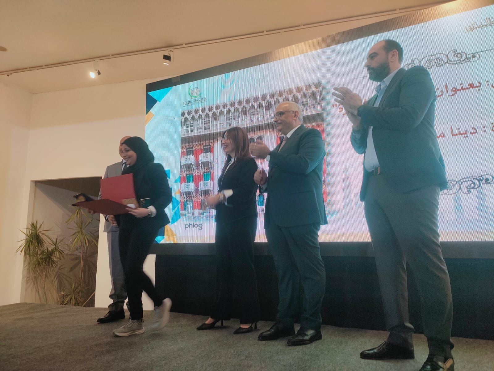 تكريم الفائزين