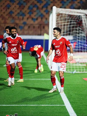 احتفال زيزو وحسين الشحات