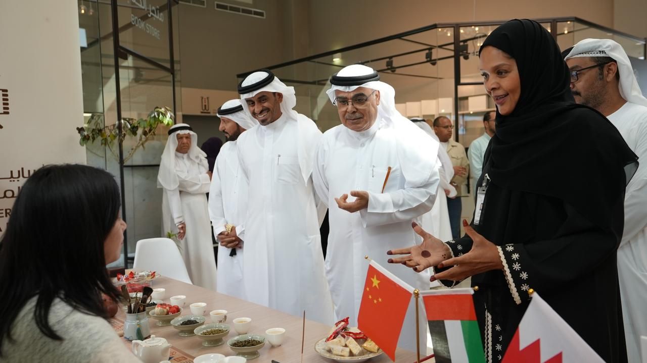 عبد العزيز المسلم يتفقد الأنشطة والمشاركات