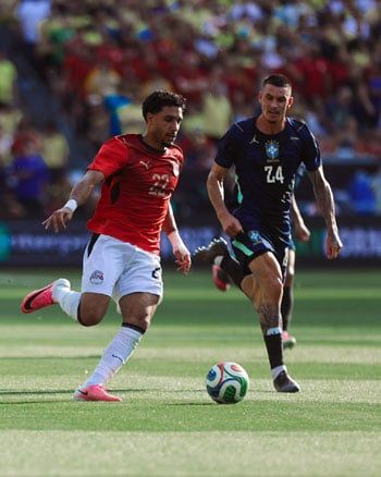 عمر مروش خلال المباراة عمر مروش خلال المباراة