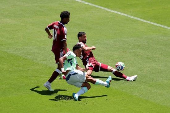 جانب من المباراة جانب من المباراة
