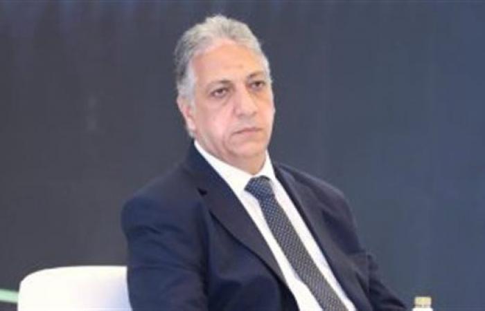 علاء
      البطل:
      القارة
      الإفريقية
      تمتلك
      احتياطيات
      كبيرة
      من
      الغاز
      الطبيعى
      والبترول