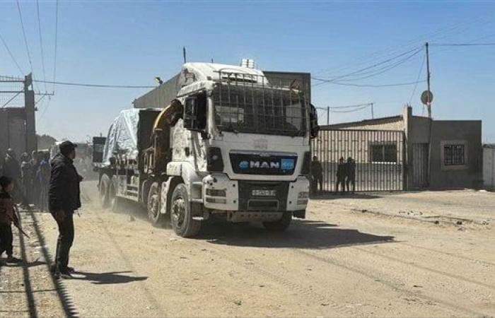اقتتال
      على
      المساعدات
      فى
      غزة..
      مدير
      الإغاثة
      الطبية
      بغزة
      يكشف
      فشل
      الآلية
      الأمريكية