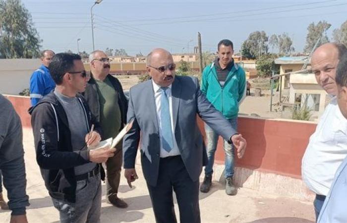 رئيس
      "مياه
      القناة"
      يفاجئ
      المحطات
      بزيارة
      لمتابعة
      انتظام
      العمل