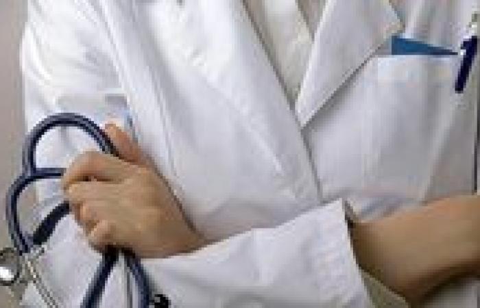 بعد
      تصديق
      الرئيس
      عليه..
      كيفية
      تقديم
      شكوى
      بشأن
      الأخطاء
      الطبية؟