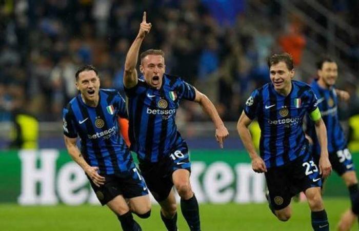 قائمة
      انتر
      ميلان
      الإيطالي
      الرسمية
      في
      كأس
      العالم
      للأندية
      2025