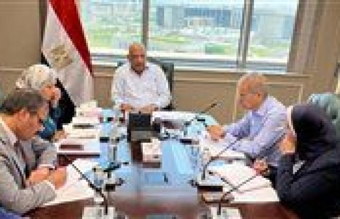 الحرب
الإسرائيلية
الإيرانية|
اجتماع
عاجل
لوزير
الكهرباء
برؤساء
الشركات
ويوجه
برفع
درجة
الاستعداد
لتأمين
الشبكة
الموحدة