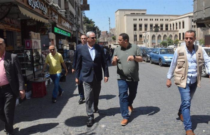 محافظ
      الغربية
      يتفقد
      مشروع
      تطوير
      محيط
      مسجد
      السيد
      البدوي
      بطنطا