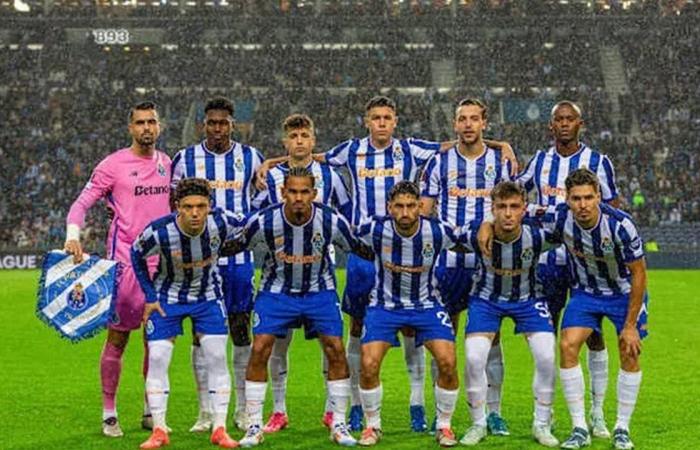 مشاهدة
      مباراة
      بورتو
      وبالميراس
      في
      كأس
      العالم
      للأندية
      بث
      مباشر
      الآن