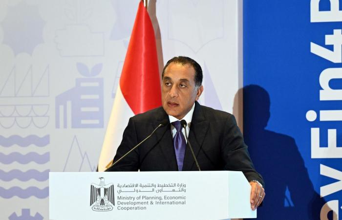 رئيس
      الوزراء:
      القطاع
      الخاص
      أثبت
      قدرته
      على
      توليد
      أكثر
      من
      80%
      من
      فرص
      العمل