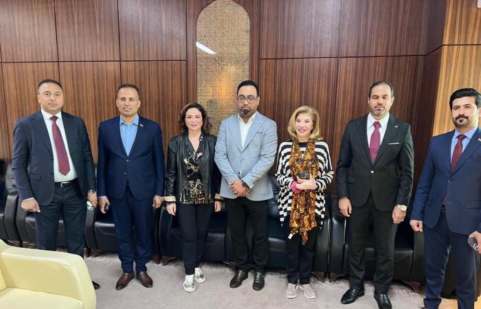 إلهام
      شاهين
      توجه
      الشكر
      لدولة
      العراق:
      شعرنا
      بأننا
      بين
      أهلنا
      وإخواتنا