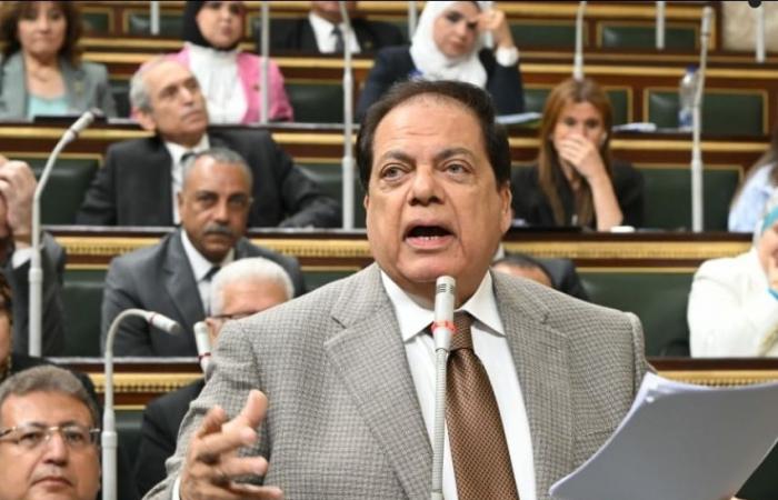 غدا..
      البرلمان
      يواصل
      مناقشات
      موازنة
      2026..والحكومة
      ترد
      على
      ملاحظات
      النواب