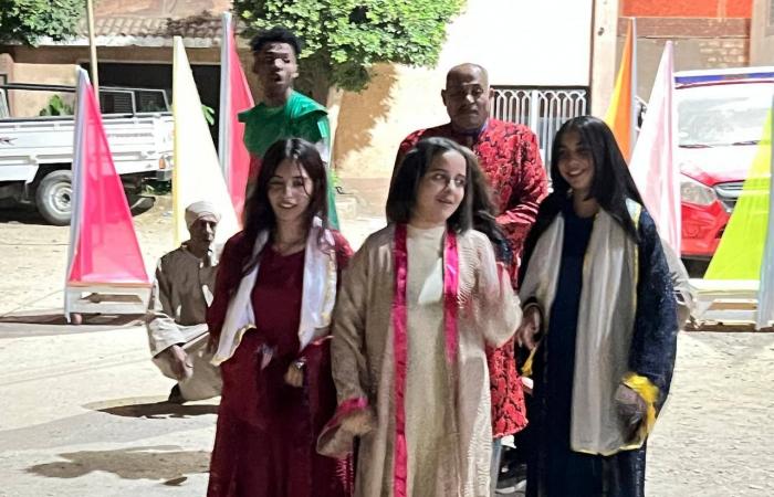مجانا
      حتى
      21
      يونيو..
      فرقة
      بني
      مزار
      تقدم
      "طعم
      الخوف"
      ضمن
      عروض
      قصور
      الثقافة