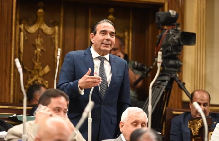 غدا..
      البرلمان
      يواصل
      مناقشات
      موازنة
      2026..والحكومة
      ترد
      على
      ملاحظات
      النواب