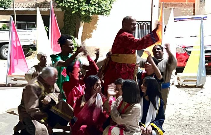 مجانا
      حتى
      21
      يونيو..
      فرقة
      بني
      مزار
      تقدم
      "طعم
      الخوف"
      ضمن
      عروض
      قصور
      الثقافة