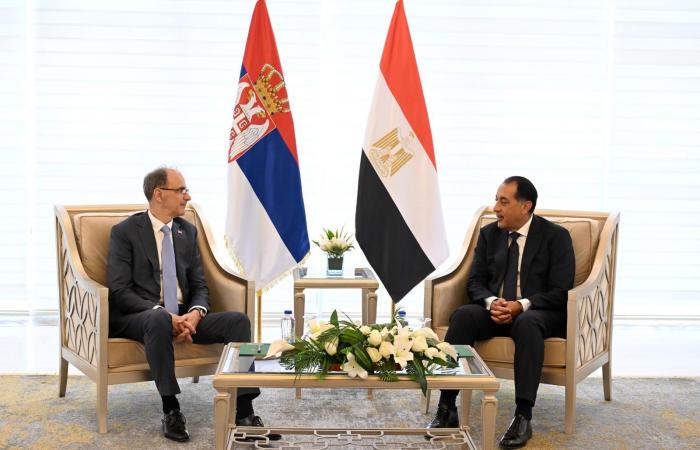 رئيسا
      وزراء
      مصر
      وصربيا
      يترأسان
      جلسة
      مباحثات
      موسعة..
      تعاون
      مُشترك
      لتحقيق
      الأمن
      الغذائي
      من
      خلال
      زيادة
      التبادل
      التجاري
      في
      المنتجات
      الزراعية..
      واستيراد
      القمح
      الصربي
      وزيت
      عباد
      الشمس
      والذرة
      الأبرز