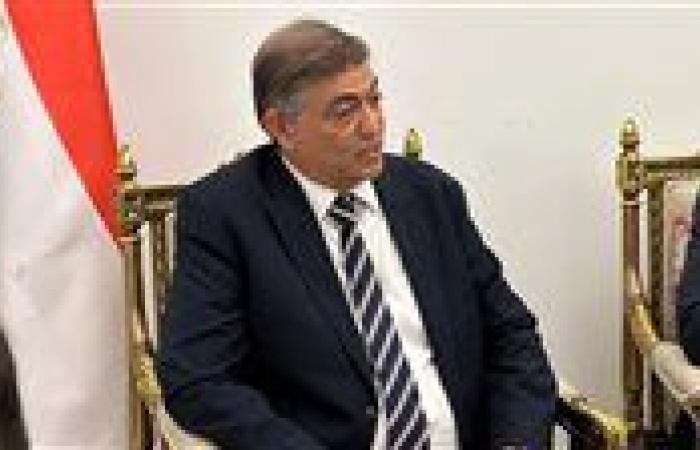 رئيس
      الإصلاح
      والنهضة:
      لا
      نبحث
      عن
      مرشحين
      بلا
      مضمون
      ..
      والنائب
      الحقيقي
      يبدأ
      من
      بين
      الناس