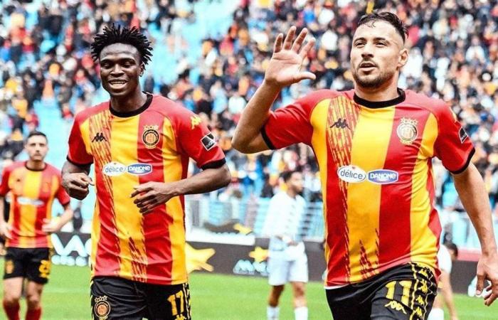 يوسف
      البلايلى
      يقود
      هجوم
      الترجى
      ضد
      فلامينجو
      فى
      كأس
      العالم
      للأندية