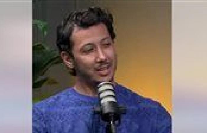 عمرو
      جمال
      عن
      ريبيرو
      مدرب
      الأهلي:
      "ما
      بيعرفش
      يضحك..
      وحرمني
      من
      جائزة
      مالية"