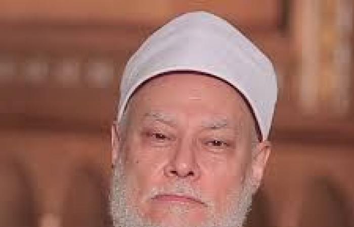 الشيخ
      علي
      جمعة..
      حب
      عمره
      45
      عامًا
      لا
      يعرف
      الفتور