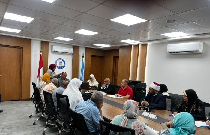 محافظ
      الإسكندرية
      يتابع
      تنفيذ
      خطة
      ترشيد
      استهلاك
      الكهرباء