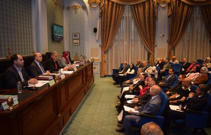 محلية
      النواب
      تناقش
      طلب
      أبو
      السعد
      بشأن
      تأخر
      تحويل
      فوة
      لـ
      مدينة
      ذات
      طابع
      مميز