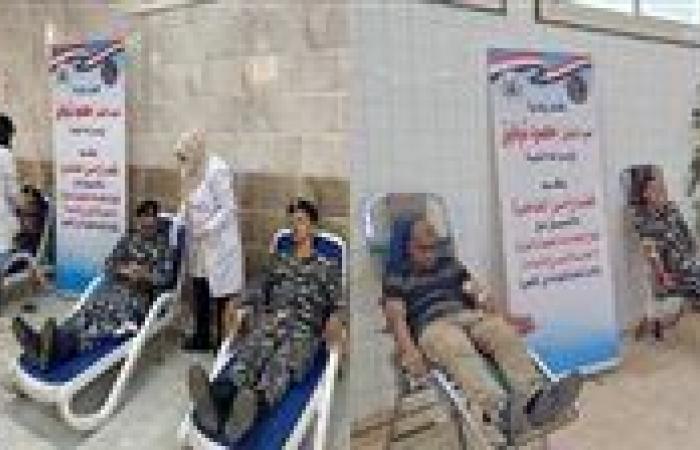 حملة
      للتبرع
      بالدم
      في
      الأقصر
      بمشاركة
      رجال
      الشرطة
      دعمًا
      للمرضى
      والمصابين