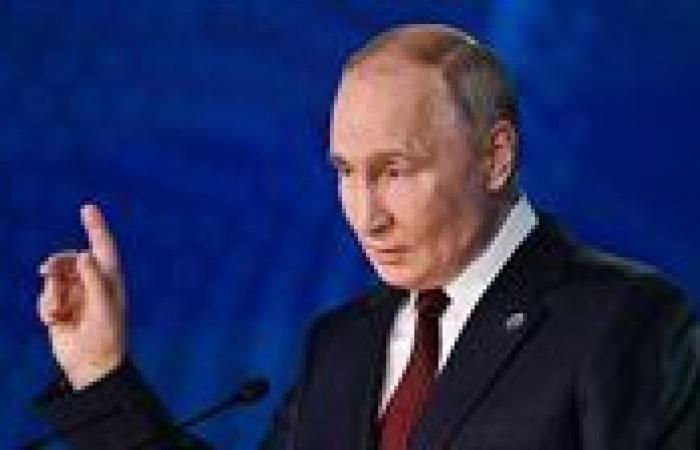 بوتين
      يحذر
      من
      شبح
      الحرب
      العالمية
      الثالثة
      وروسيا
      تتحرك
      سراً
      لإنهاء
      التصعيد
      بين
      إيران
      وإسرائيل