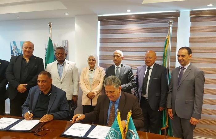 رسميًا..
      الأكاديمية
      البحرية
      تستضيف
      معسكر
      "المصرى"
      ببورسعيد