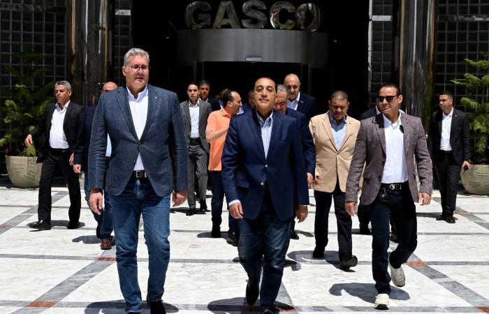 رئيس
      الوزراء
      يتابع
      من
      مركز
      التحكم
      جاهزية
      الشبكة
      القومية
      للغاز
      وتأمين
      الإمدادات..
      صور