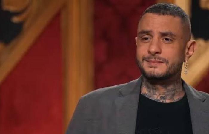 الناس
      بدأت
      تتحرر
      من
      الحجاب
      والنقاب
      وعادي
      أموت
      لوحدي..
      أبرز
      تصريحات
      أحمد
      الفيشاوي