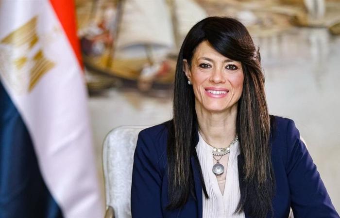 المشاط:
      7.3
      مليار
      جنيه
      استثمارات
      عامة
      موجهة
      لدمياط
      لتنفيذ
      180
      مشروعًا
      تنمويًا