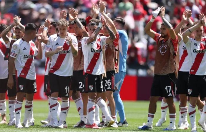 شاهد
      مباراة
      ريفر
      بليت
      ومونتيري
      في
      كأس
      العالم
      للأندية
      بث
      مباشر
      الآن
