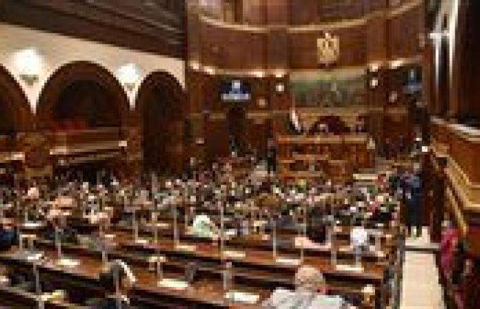 وكيل
      مجلس
      الشيوخ:
      تطوير
      كليات
      التربية
      ضرورة
      لبناء
      الإنسان
      المصري
      في
      الجمهورية
      الجديدة