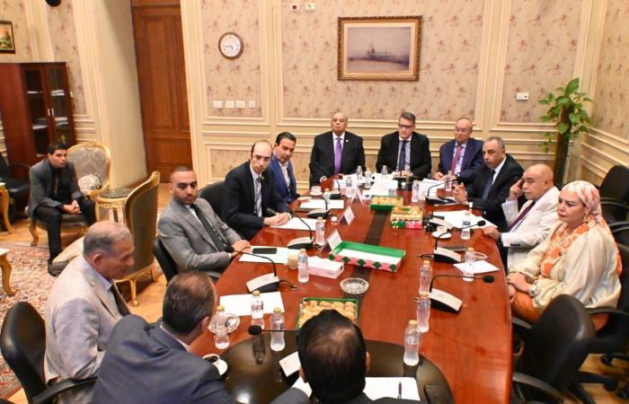 حقوق
      البرلمان
      تجتمع
      بالمجلس
      القومي
      لحقوق
      الإنسان