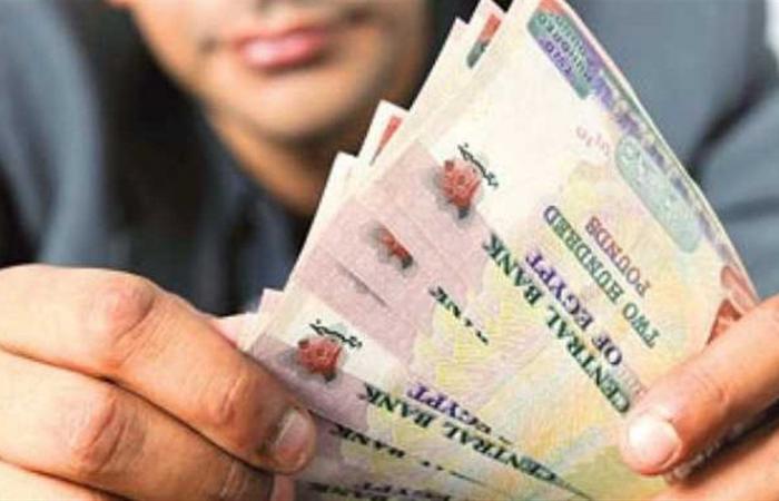 أسعار
      الفائدة
      على
      شهادات
      الادخار
      في
      البنوك
      الحكومية
      والخاصة
      لعام
      2025
