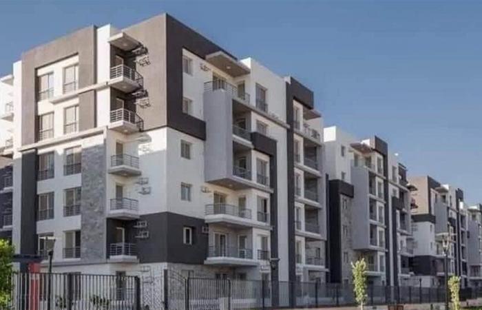 آخر
      فرصة
      للتقديم
      في
      شقق
      سكن
      لكل
      المصريين
      7
      لمحدودي
      ومتوسطي
      الدخل
      2025..
      تعرف
      على
      الشروط
      والمواعيد