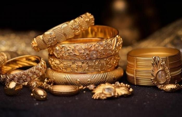 أسعار
      الذهب
      اليوم
      الثلاثاء
      في
      مصر..
      متابعة
      لحظية
      لحركة
      السوق